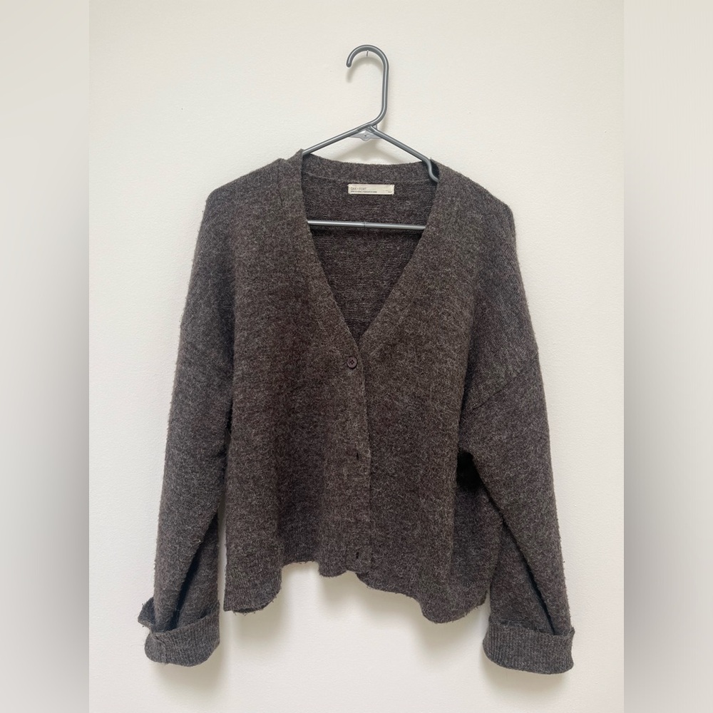 Oak + Fort Cardigan